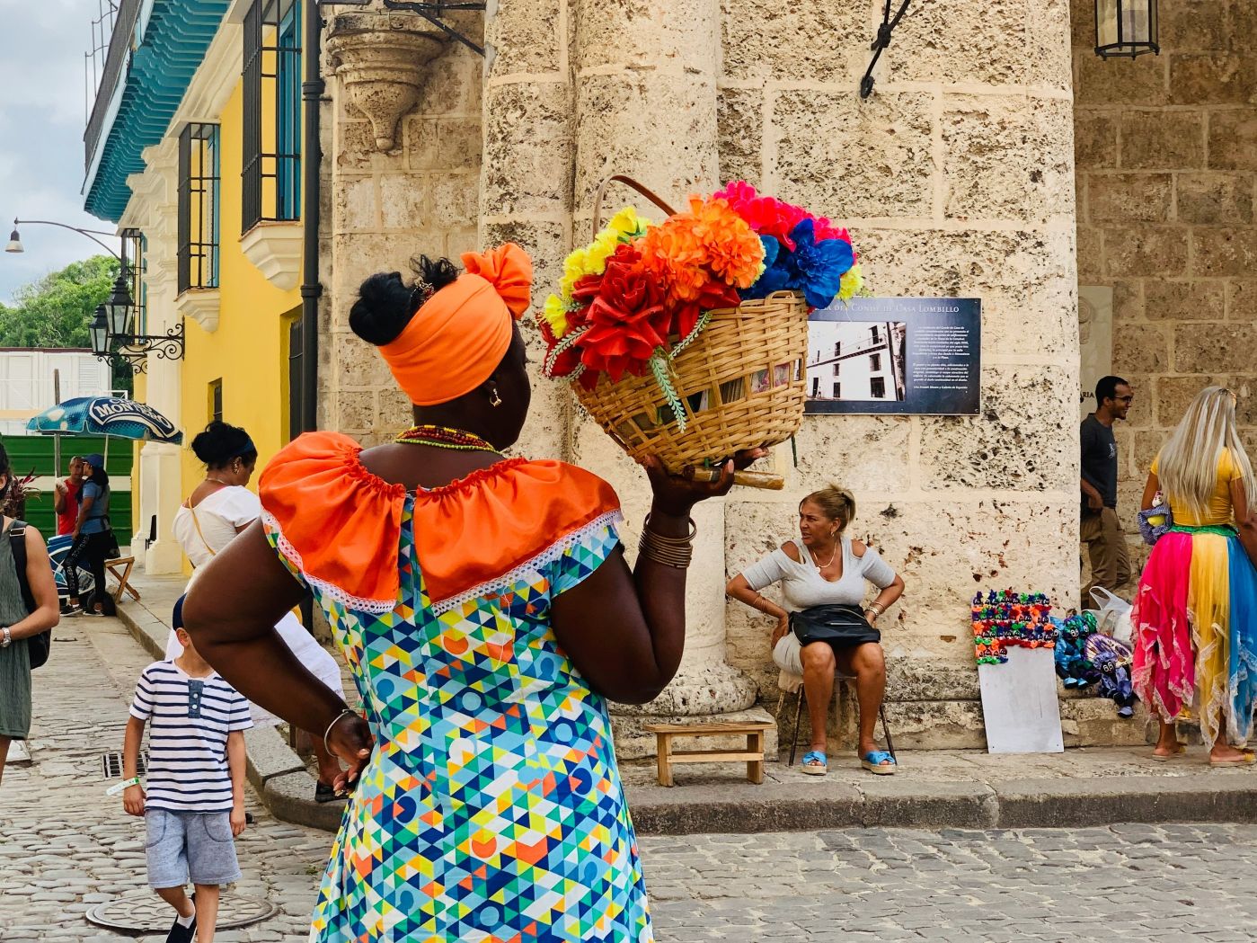 Lady selling flowers in Havana, Cuba