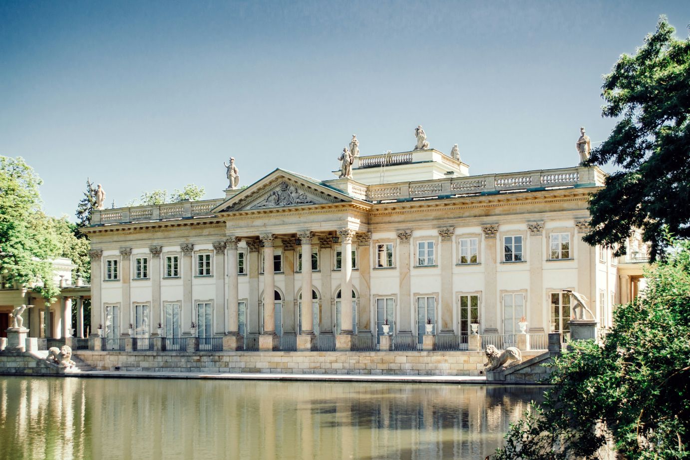 Things to do in Warsaw: stroll the grounds of Łazienki Park, home to the elegant Baths Palace