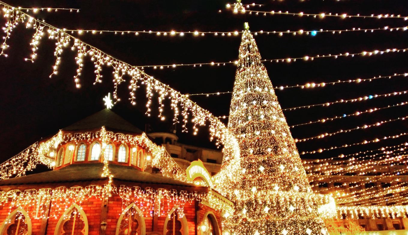 Things to do in Bucharest: visit in winter for brightly lit Christmas markets