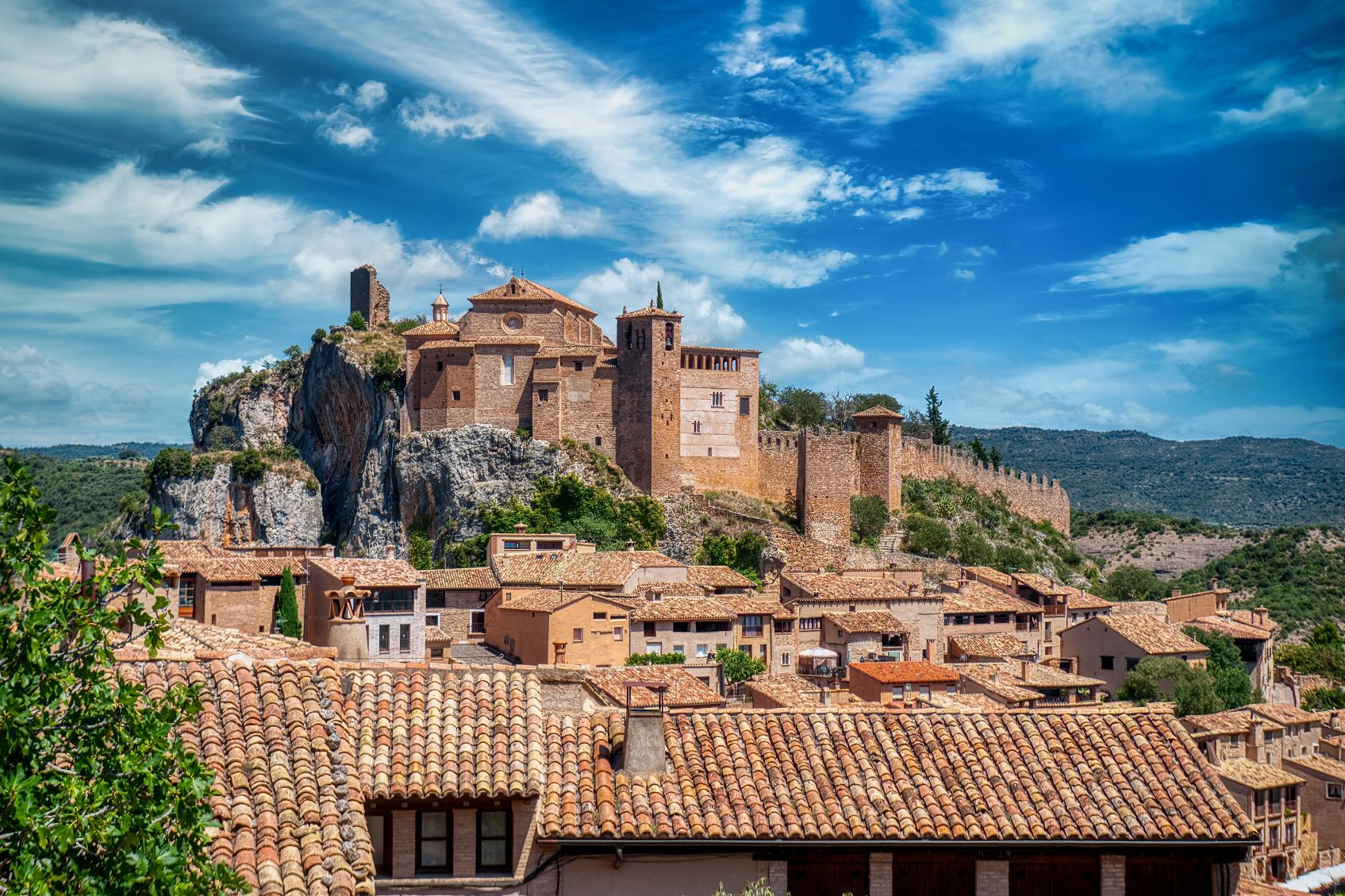Local Spain travel tips: exploring Alquézar, Huesca