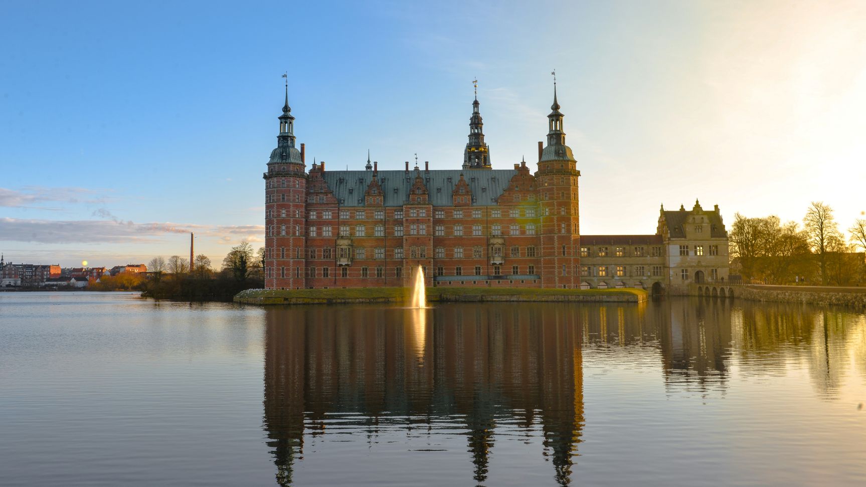 Tops things to do in Denmark: tour Frederiksborg Castle in Hillerød