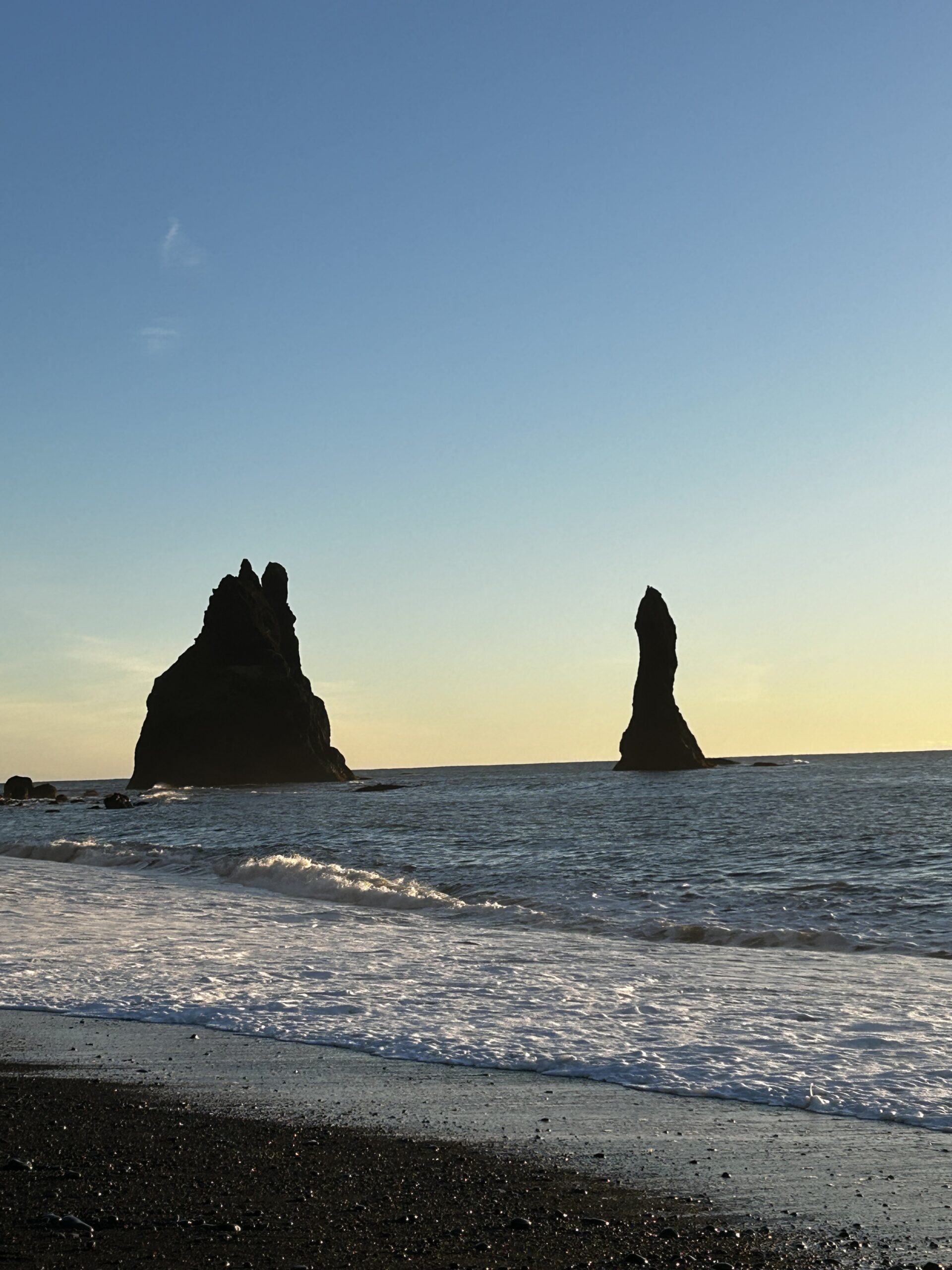 Coastal vacations: photo by traveler Marinsa Katerina Harper in Iceland