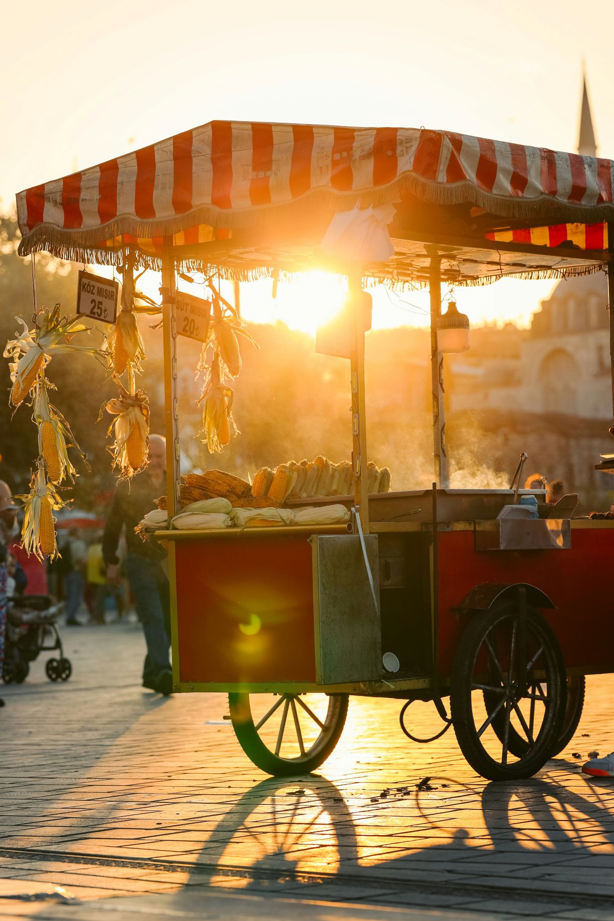 Street food cart at sunset in Istanbul, one of the best cities for foodies in Turkey